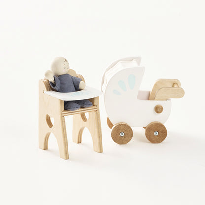 Le Toy Van Kleinkind mit Ausstattung für das Puppenhaus