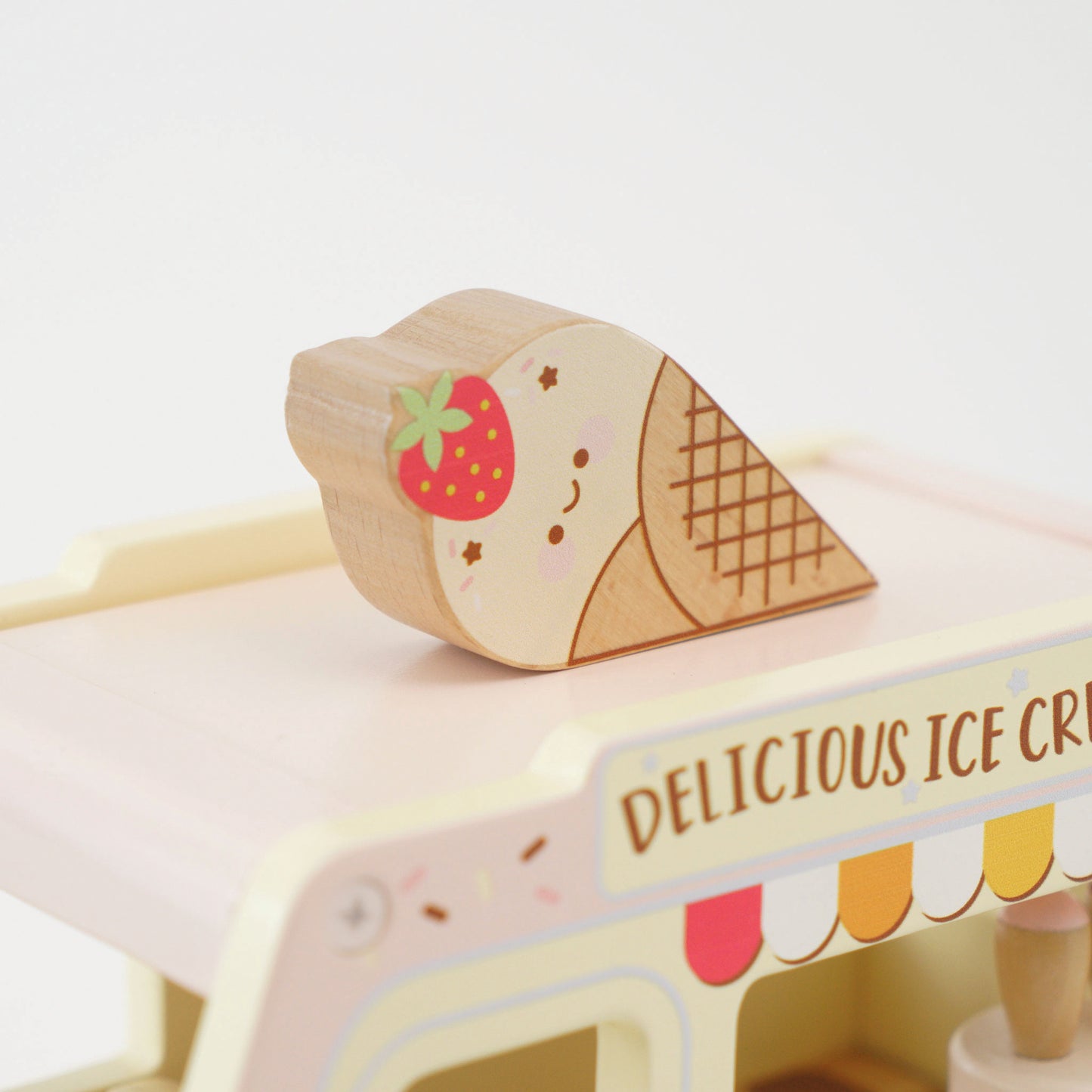 Le Toy Van- Eiscremewagen (neues Design)