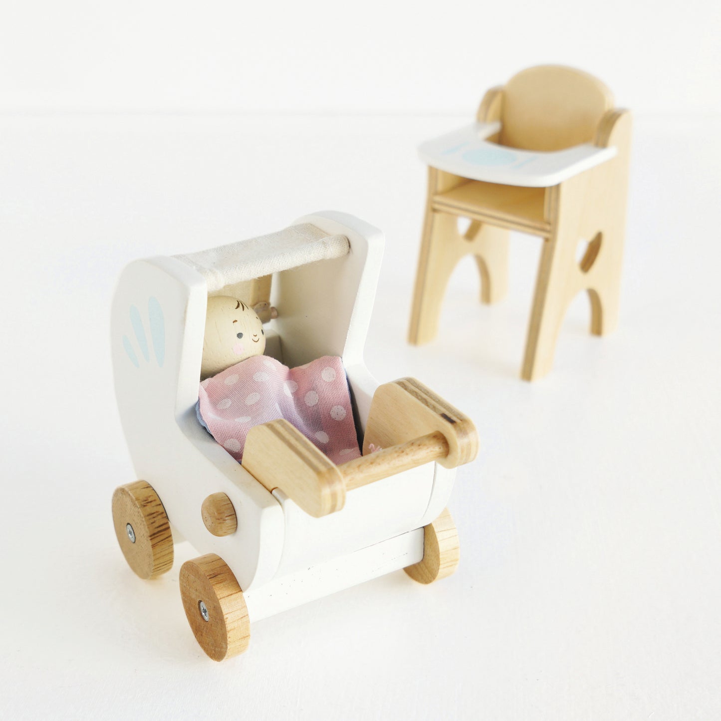 Le Toy Van Kleinkind mit Ausstattung für das Puppenhaus