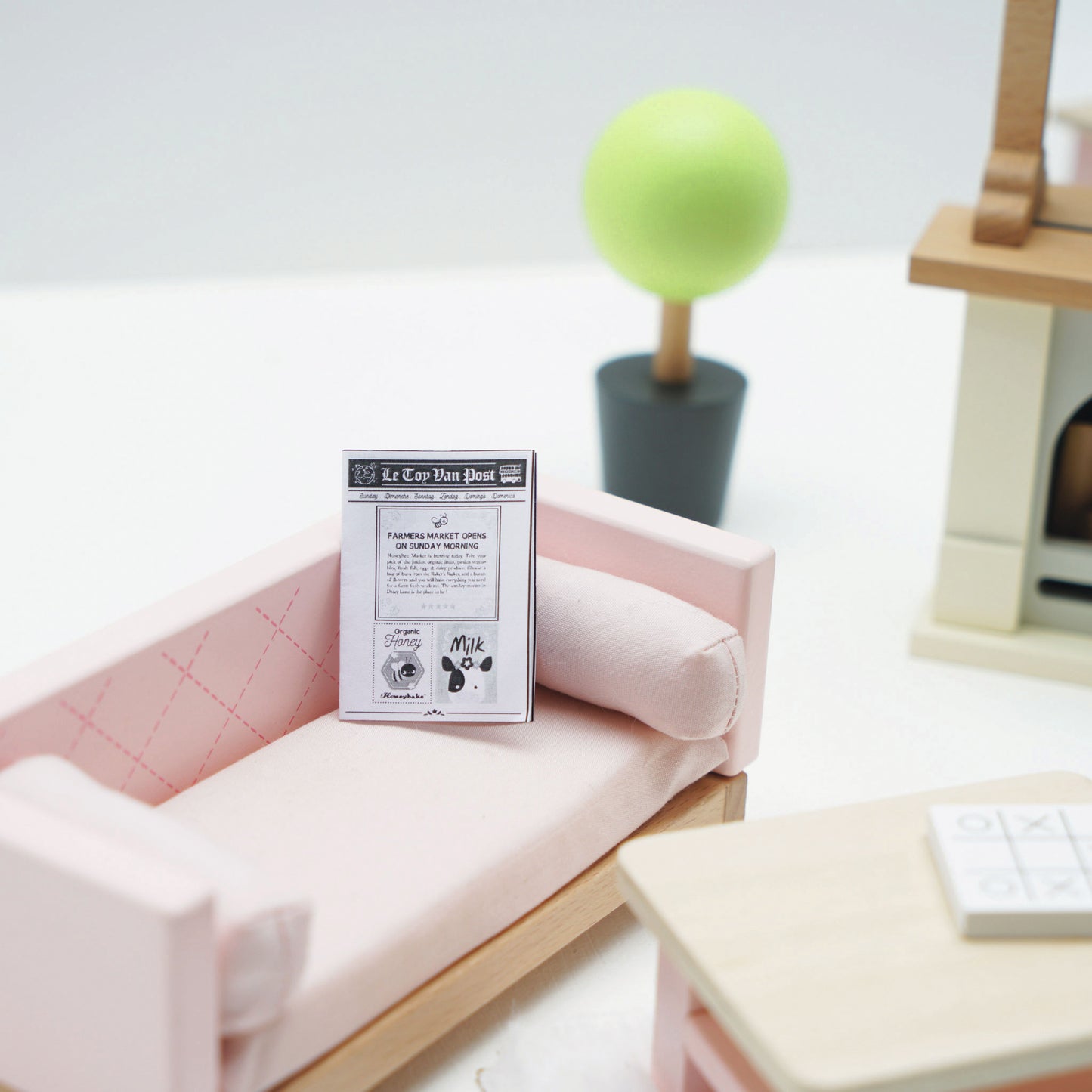 Le Toy Van Puppenhausmöbel - Daisylane Wohnzimmer (neues Design)