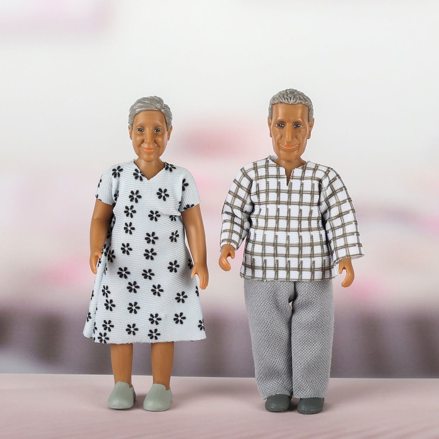 Lundby Puppenhauspuppen Großeltern Familie Nikki